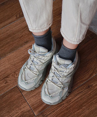 ��˵Ʒ�ƣ����ܲµ������ĸ����ӵ�Ь��