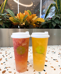 ����һ��ʱ����ֵĳ������ײͣ��а�����һ��Ĺ�Ի�û����