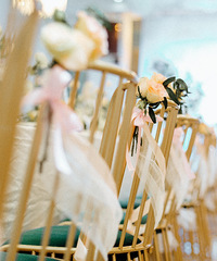 I went to Bali to take a wedding photo for my honeymoon, and returned to Chongqing for a party wedding