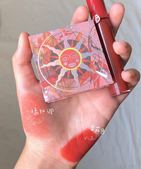 黄皮腮红口红搭配,秋冬这样用很显白