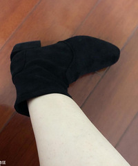 С���ȴ����˳�ѥ��ֻ�ܴ���ѥ����˫��ô����