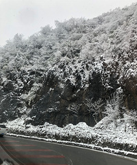 ֱ����Ůɽ��ѩӴ��