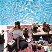 �й��桰Ħ��硱