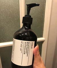 二次回购的洗手液,带磨砂颗粒