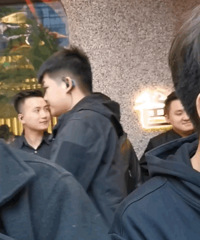 ֱ�п����ָ��£������˹�������