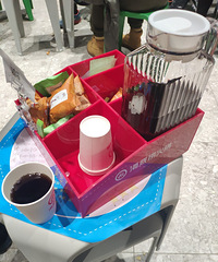 �����ˣ��һ���Ϊ����ǵĺ����̲����Ŷӣ����