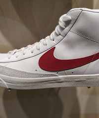 �Ϳ���Ʒ���У����Ǿ�����˫�ÿ���