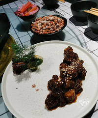 ����ʯ�½��Է��ص㣬��÷ζ�Ǵ��ŹǼ�ֱ����