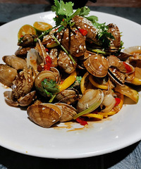 ����ʯ�½��Է��ص㣬��÷ζ�Ǵ��ŹǼ�ֱ����