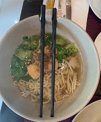 约到合得来的伴去清迈吃吃喝喝,吃了这些网红美食