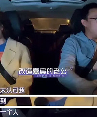 四胞胎妈妈,自从孩子下生就没有好好吃饭,陷入一种育儿焦虑中