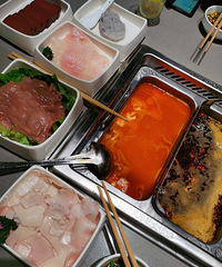 �ڿ���ҹ���ڳԵ��˺����̣�����25���ӾͳԵ���