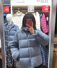 优衣库的这件羽绒服想买很久了,打折只要299,立马买了