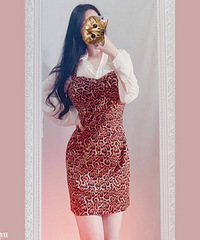 不正经的安利一条豹纹裙,猜是哪个牌子的