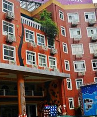 成功报名渝中区实验幼儿园,加上小小班读4年交赞助费45000