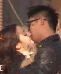 ���Ȱͻƾ����Ϸ���飬��ͬһ��Ԣ