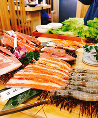 ����ǿ�Ƶı��ؿ���꣬�������Ź��ķ��ϴ�ȥ��