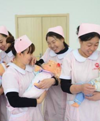重庆将建成一批示范婴幼儿照护服务机构,满足家庭就近托育需求