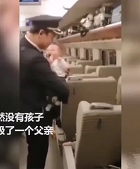 现在的人戾气都这么大吗?看到妈妈带孩子,就骂爸爸死了是啥逻辑