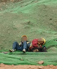 工地上看到的建筑工人有多不易