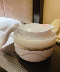 我也跟风买了这款旅行必备的折叠电热水壶,用了之后强力推荐