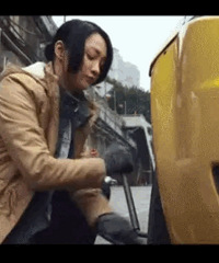 周迅苹果短片“女儿”原型的姐李少云,最近被人暴打卧床