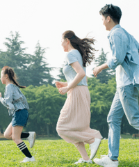 晚婚晚育好还是早结婚好?三十岁生娃的我,现在好羡慕结婚早的