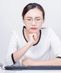 大家上班是个什么状态?我们部门同事间毫无交流,感觉自己很憋