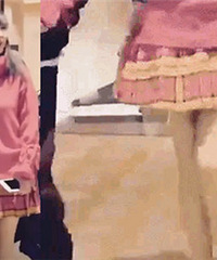 52���ܻ�����������Ů����