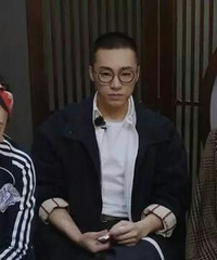 �������Ů�Ե����գ���������Ϣ