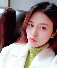 32��������С������飬��һ��Ů��3��ࡢ��ǰ��