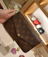 ֵȱLV FAVORITEִĺñ