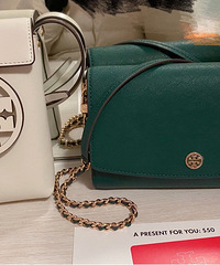 һ������2��ToryBurch��������2000�࣬��ֱ̫����