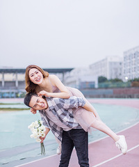 ��ʶ�మ��У԰����ѧУ�Ļ�ɴ�ռ������ǵİ���