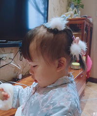 打着给女儿做发卡的旗号,满足自己的公主心