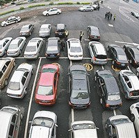 疫情期间,违法车辆暂停收取滞纳金