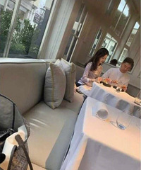刘强东和章泽天约会,他俩还没离