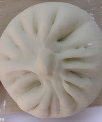 你看得出来我是第一次包包子吗?秒变大厨的节奏