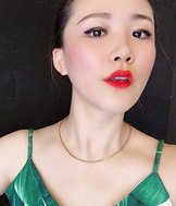93年166CM妹子征婚,从事医疗网络