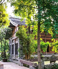 �ɶ����ݳ޷��ӣ�400ƽլԺ������ȴ�ڼ�����