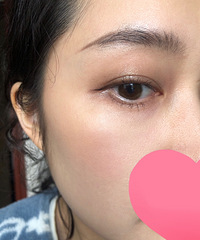 买了快一个月的眼影和唇膏终于到了,来个开箱试色