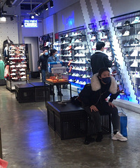 路过重新营业的北城天街,顺便进去看了一下!人最多的店竟是……