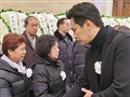 于晓光参加葬礼还拍照