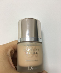 19年爱用粉底,妆效真的是越夜越美丽