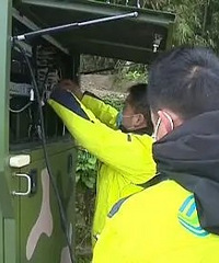 忠县为困难家庭学生免费发放智能手机,赠送40G流量并免除月租