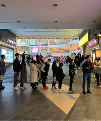 看今天的观音桥好吃街,感受在家憋了一个月的重庆人对美食的渴望