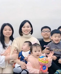 七个孩子妈妈晒出生证,回应网友,超生罚款过百万