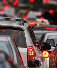 ����·�ϻ���û��ƽ���£���������Щ�˻�û���ϰ��أ�