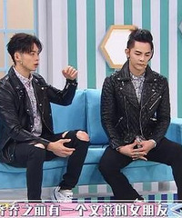 �������飬�������������Ů����