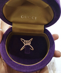���GUCCI�Ľ�ָ����ֱ̫���ˣ����ǿ��ǲ���